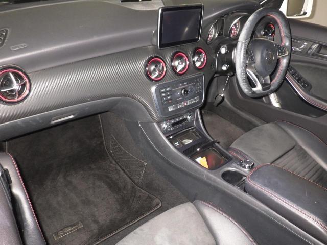 MERCEDES BENZ BENZ A CLASS A250 SPORT Image 5