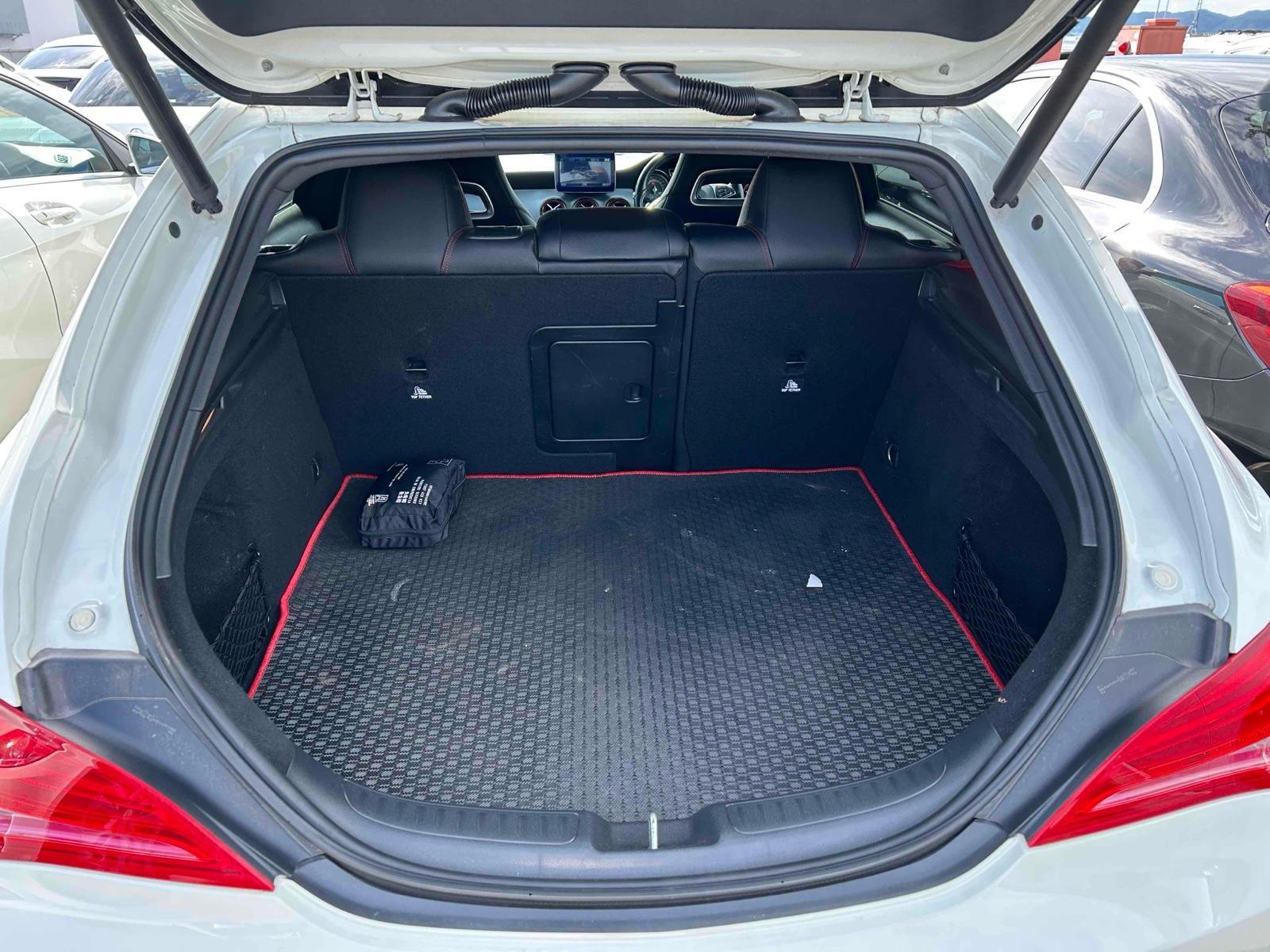 MERCEDES BENZ BENZ CLA250 SPORT SHOOTING BRAKE Image 16