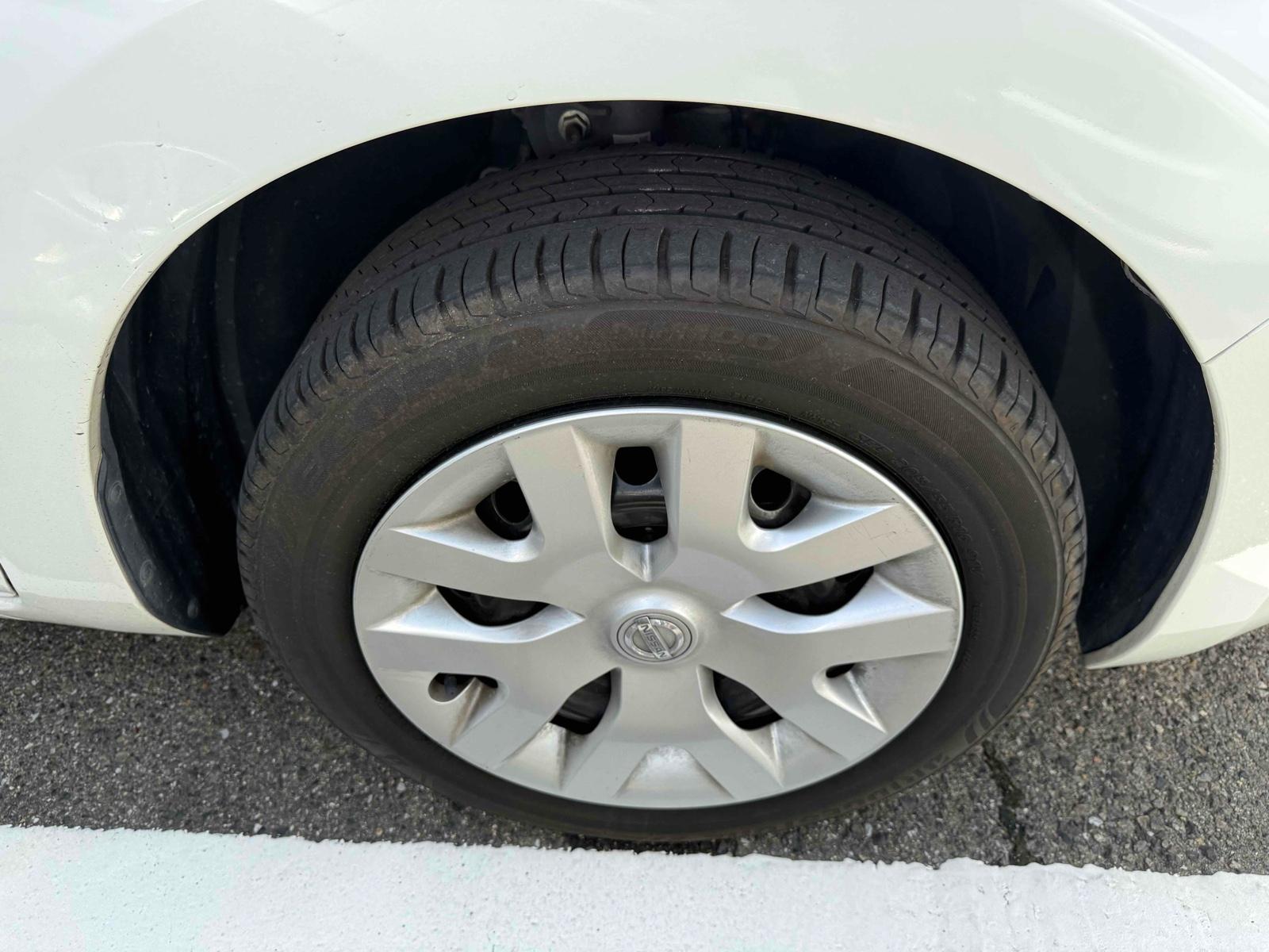 NISSAN LEAF S Image 12