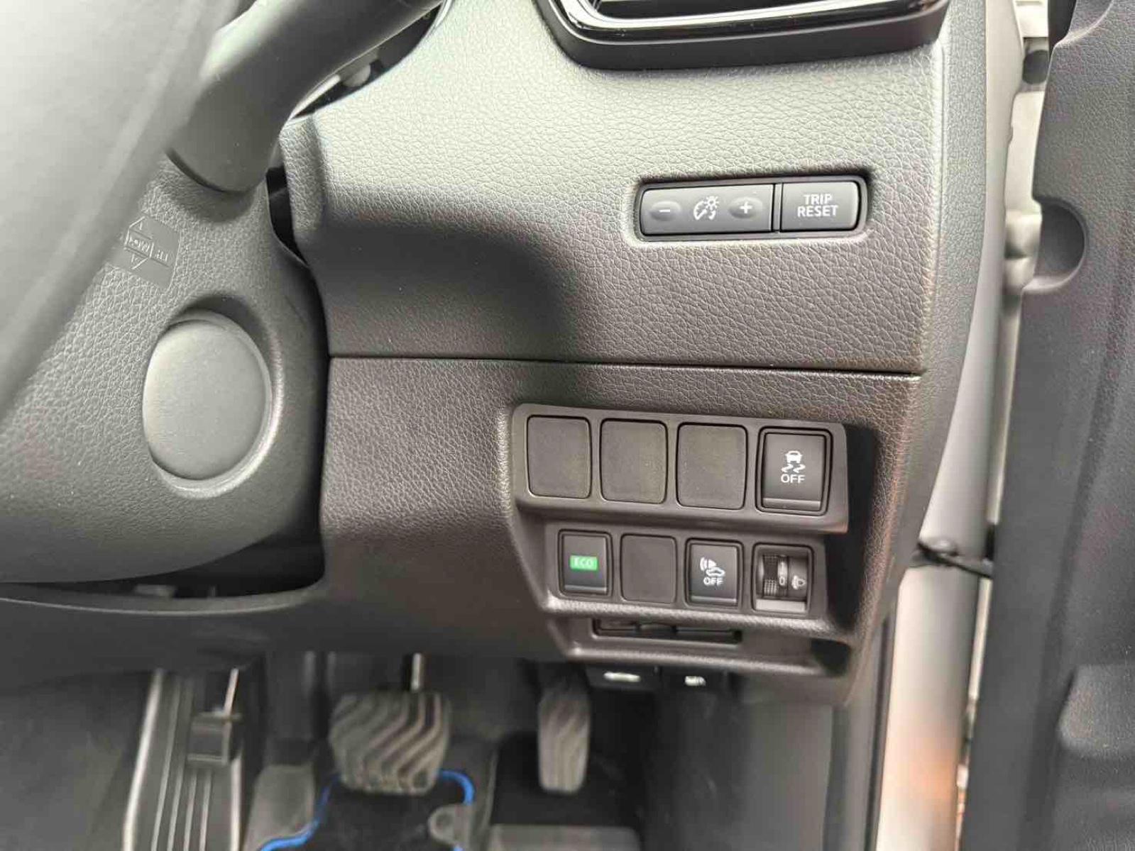 NISSAN X-TRAIL 20S HYBRID Image 11