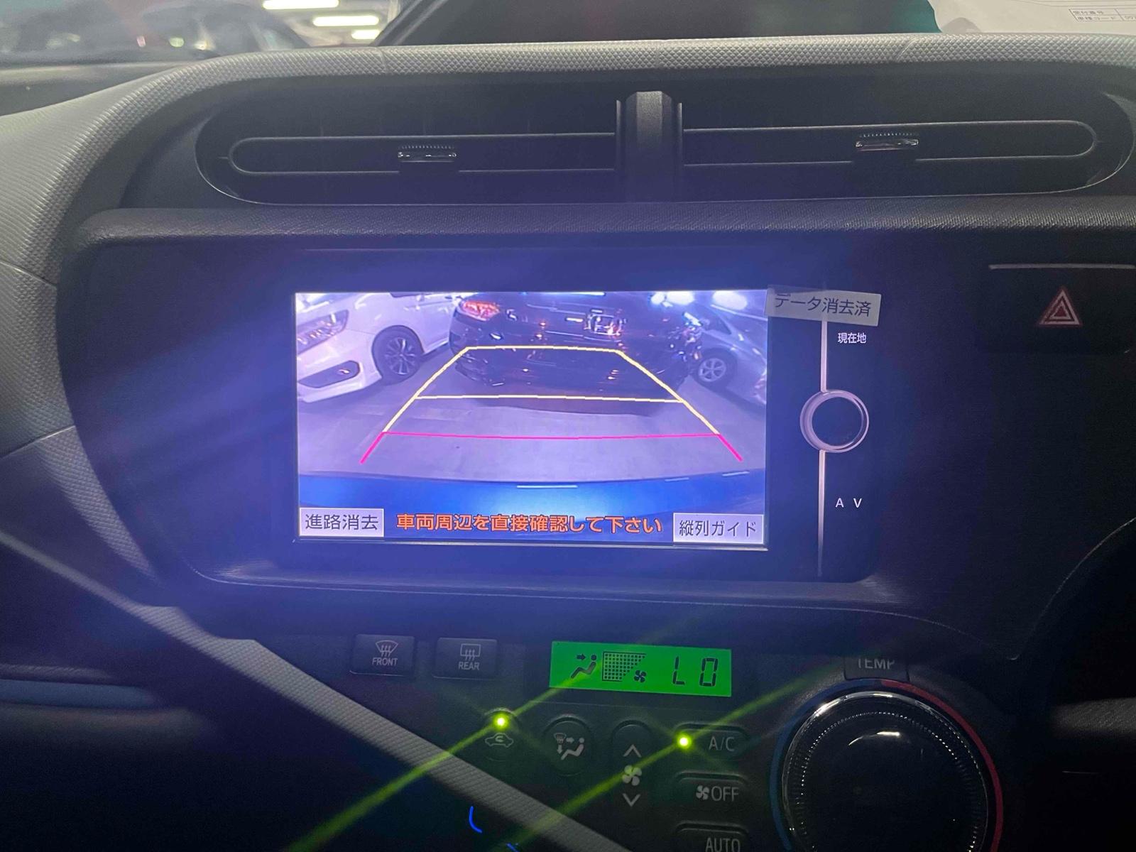 TOYOTA AQUA S Image 33