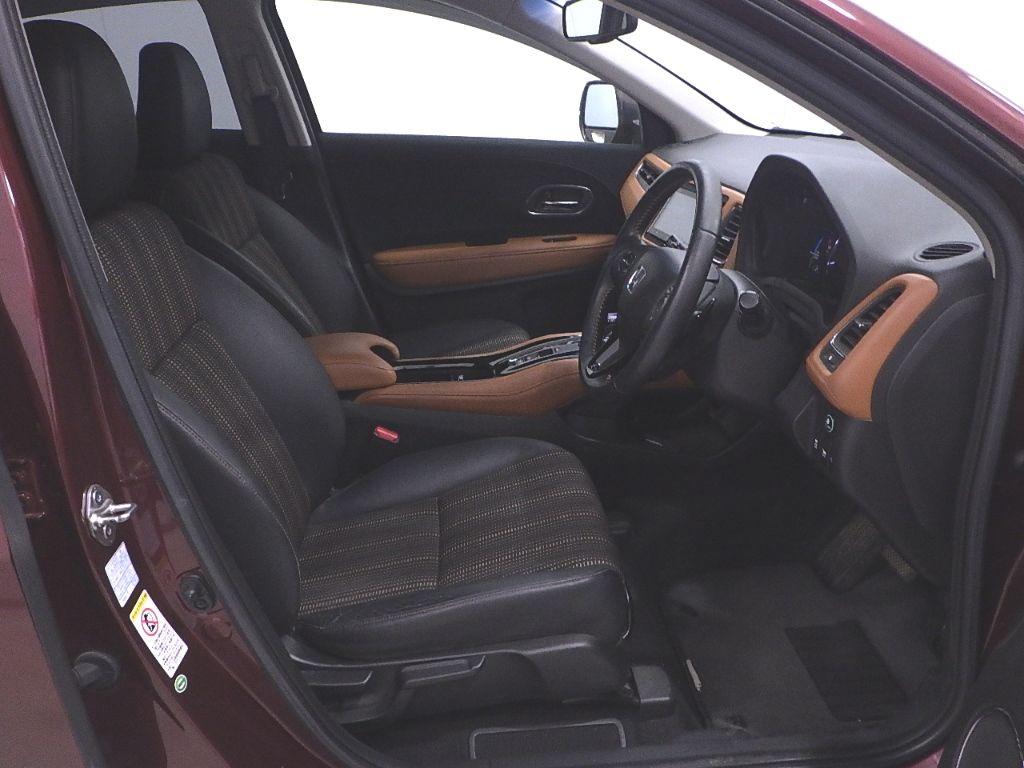 HONDA VEZEL HYBRID Z Image 6