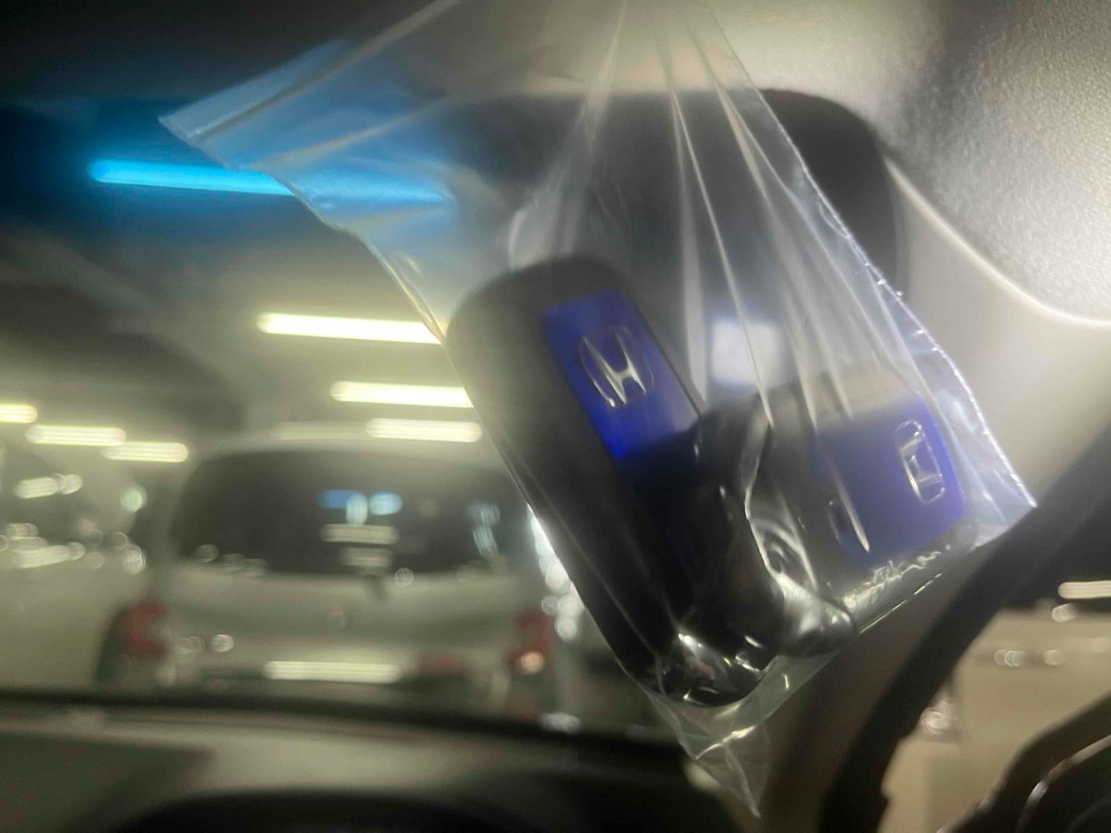 HONDA VEZEL HYBRID Z Image 18