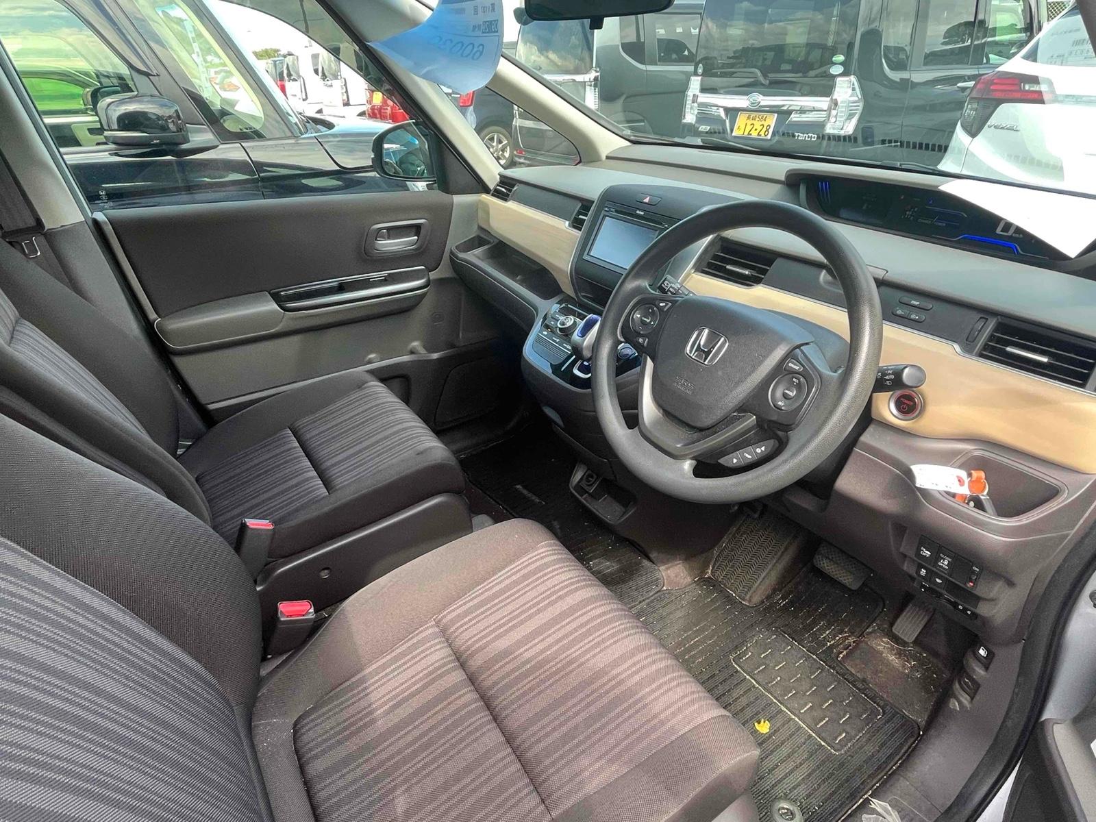 HONDA FREED HYBRID G Image 10