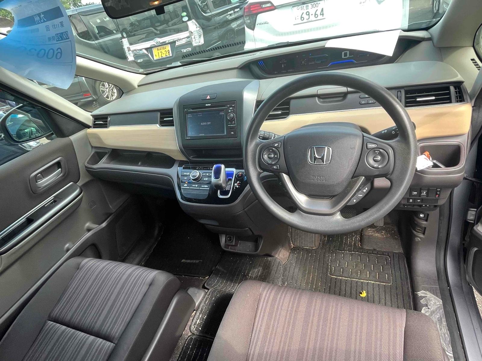HONDA FREED HYBRID G Image 11