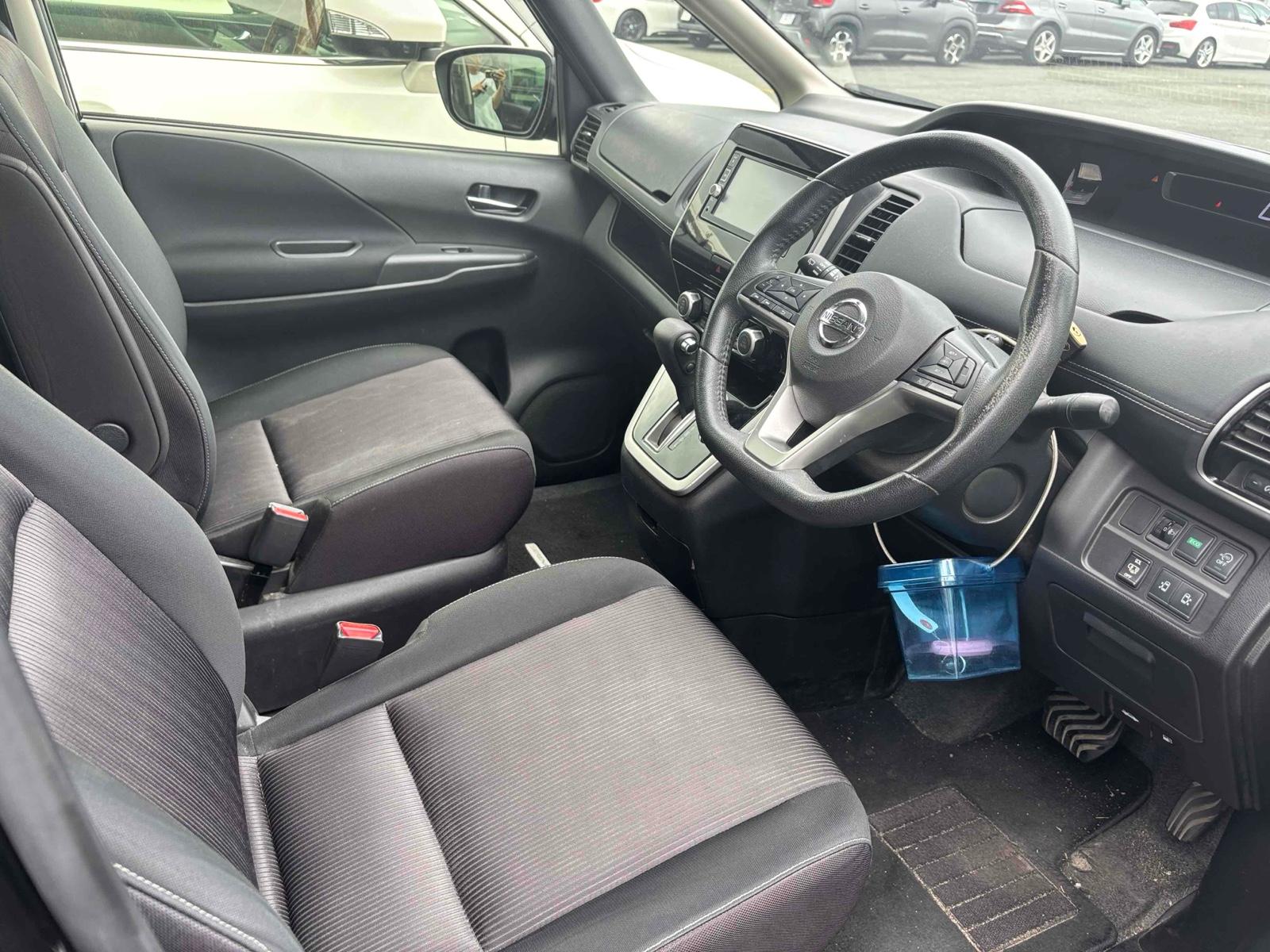 NISSAN SERENA 5D HIGHWAY STAR Image 7