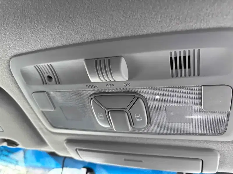TOYOTA ESTIMA HYBRID AERAS 4WD Image 20