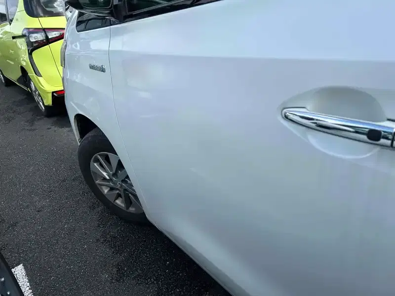 TOYOTA VELLFIRE HYBRID X 4WD Image 25