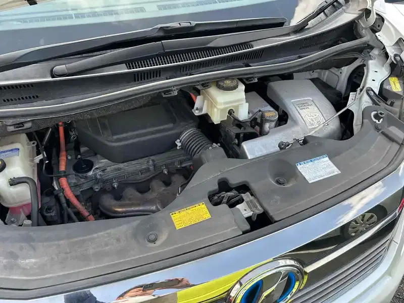 TOYOTA VELLFIRE HYBRID X 4WD Image 30