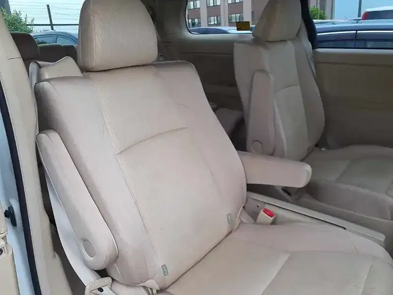 TOYOTA VELLFIRE HYBRID X 4WD Image 9