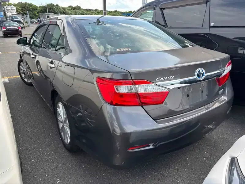 TOYOTA CAMRY HYBRID G PACKAGE Image 2