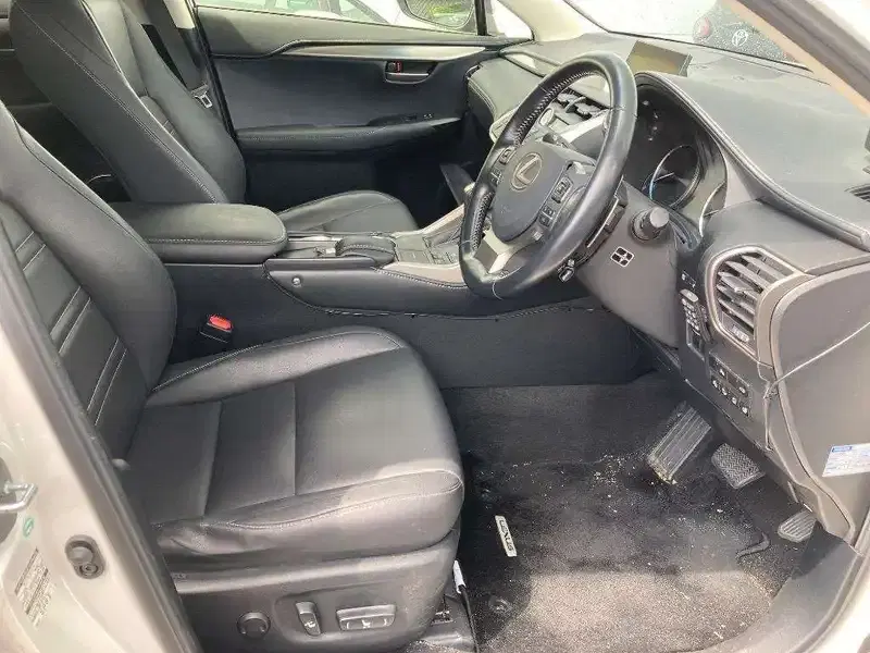 LEXUS NX NX300H I PACKAGE Image 5