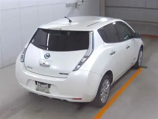 NISSAN LEAF  Image 7