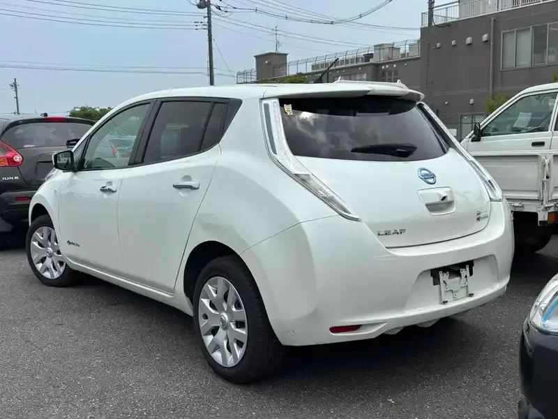 NISSAN LEAF 24X Image 2