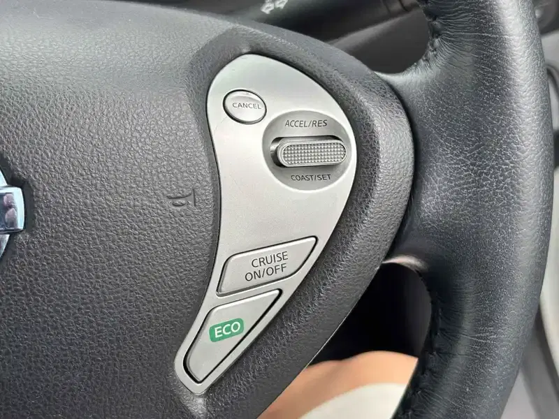 NISSAN LEAF 24X Image 10