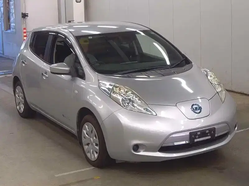 NISSAN LEAF S (30KWH) Image 3
