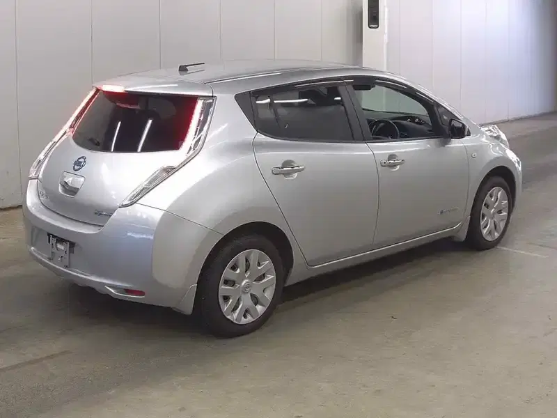 NISSAN LEAF S (30KWH) Image 7