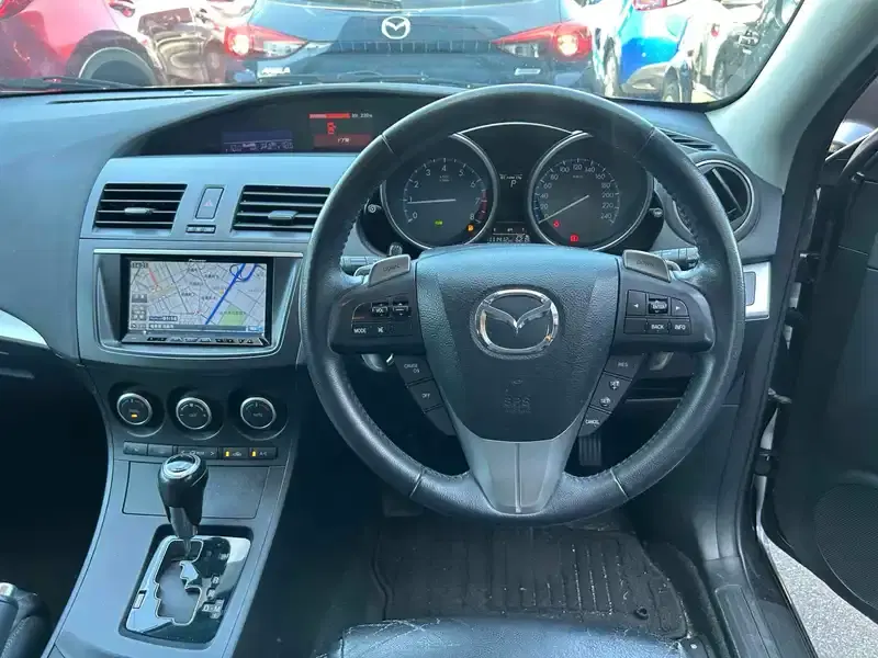 MAZDA AXELA SPORTS ADVANCED STYLE Image 4