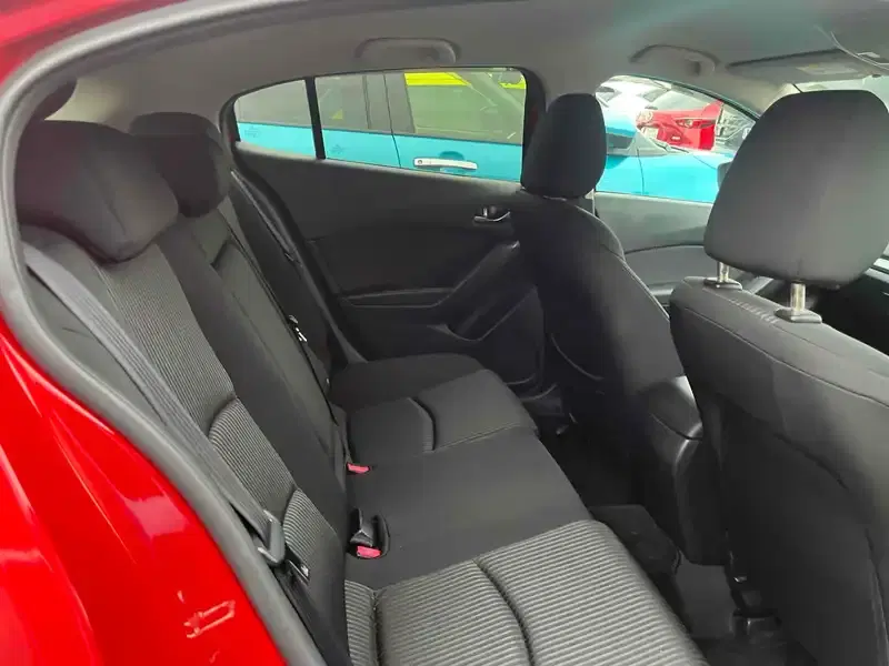 MAZDA AXELA SPORT 20S TOURING Image 7