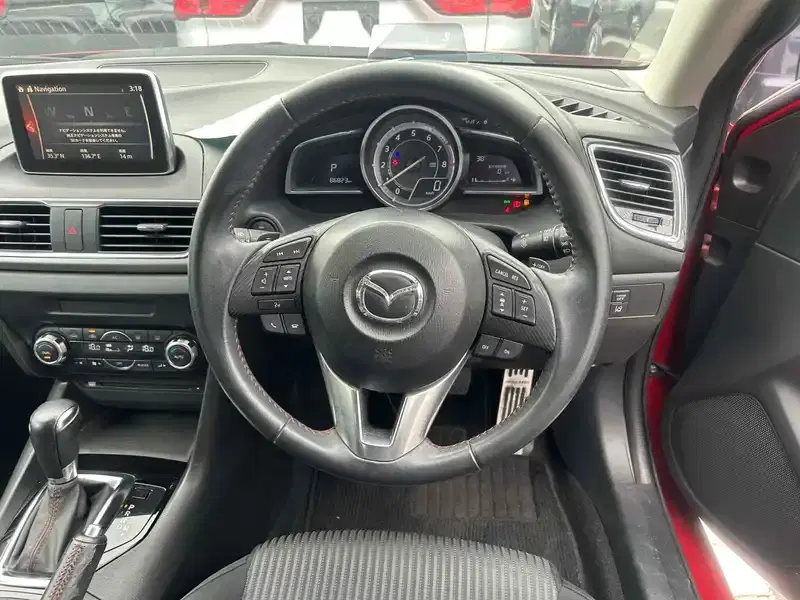 MAZDA AXELA SPORT 20S TOURING Image 4