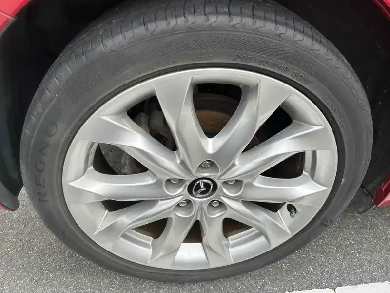 MAZDA AXELA SPORT 20S TOURING Image 8