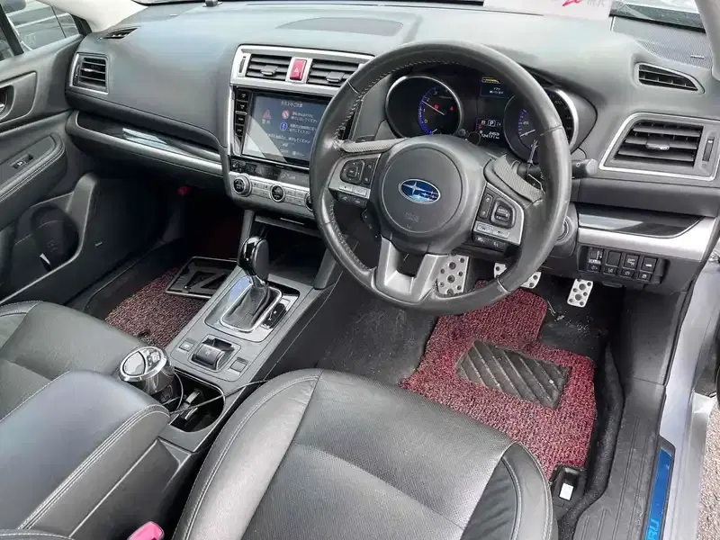 SUBARU LEGACY B4 LIMITED 4WD Image 10