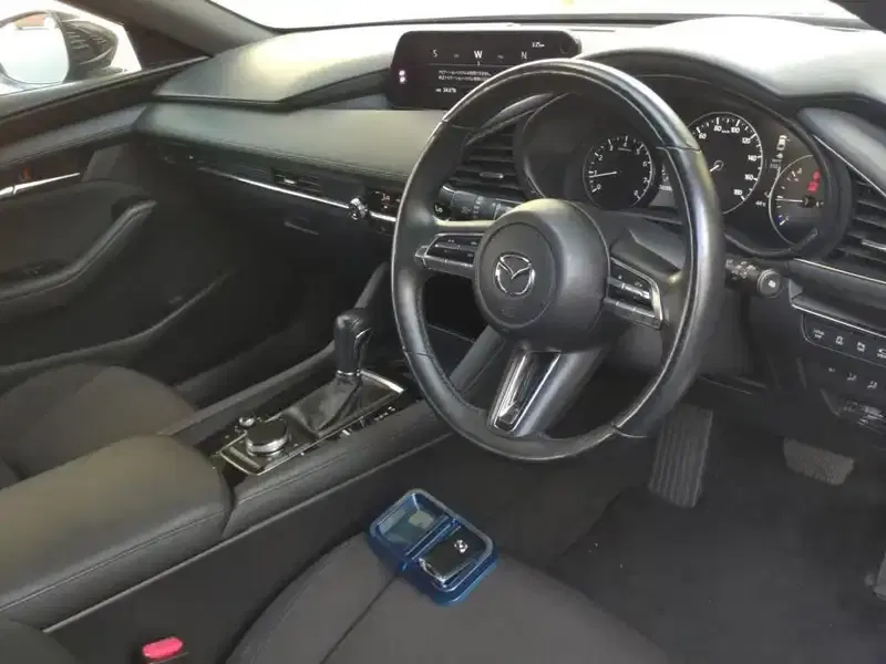 MAZDA 3 FASTBACK X PROACTIVE TOURING SELECTION Image 5