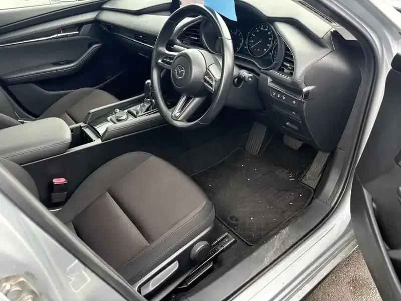 MAZDA 3 X PROACTIVE Image 4