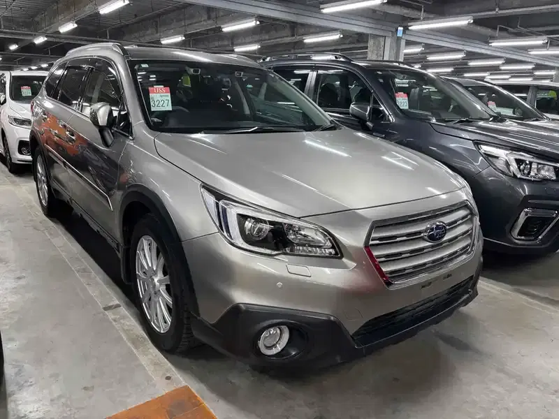 SUBARU OUTBACK 4WD LIMITED SMART EDITION Image 1
