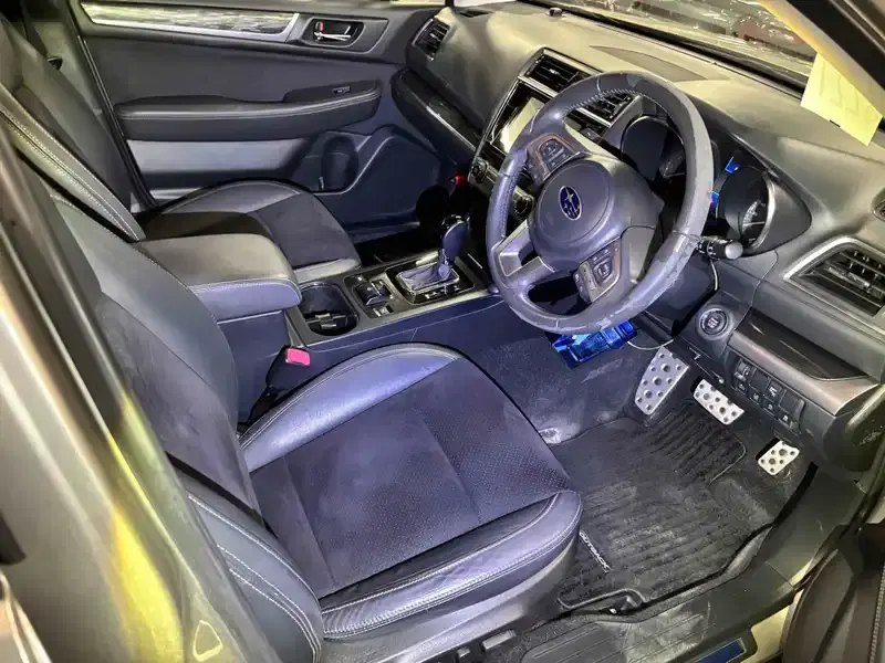 SUBARU OUTBACK 4WD LIMITED SMART EDITION Image 9