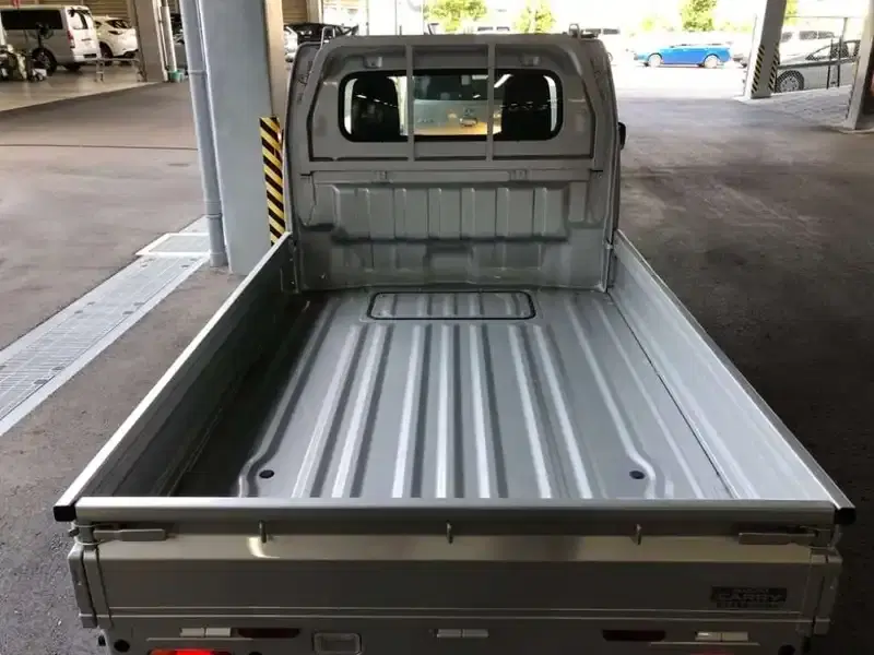 SUZUKI CARRY TRUCK KC 4WD Image 9
