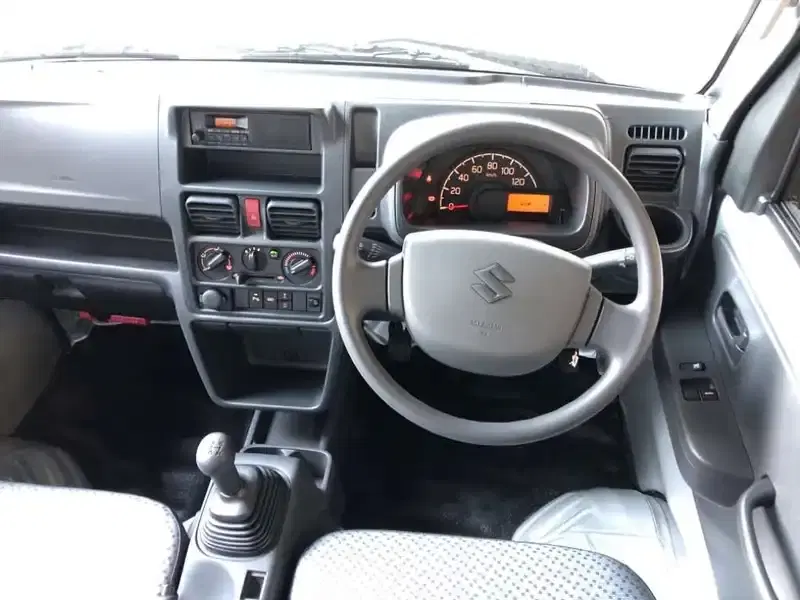 SUZUKI CARRY TRUCK KC 4WD Image 6