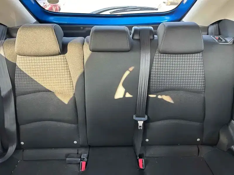 MAZDA DEMIO 13S Image 15