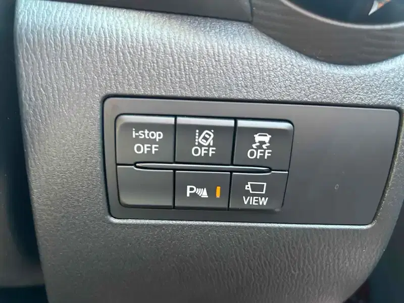 MAZDA DEMIO 15S TOURING Image 10