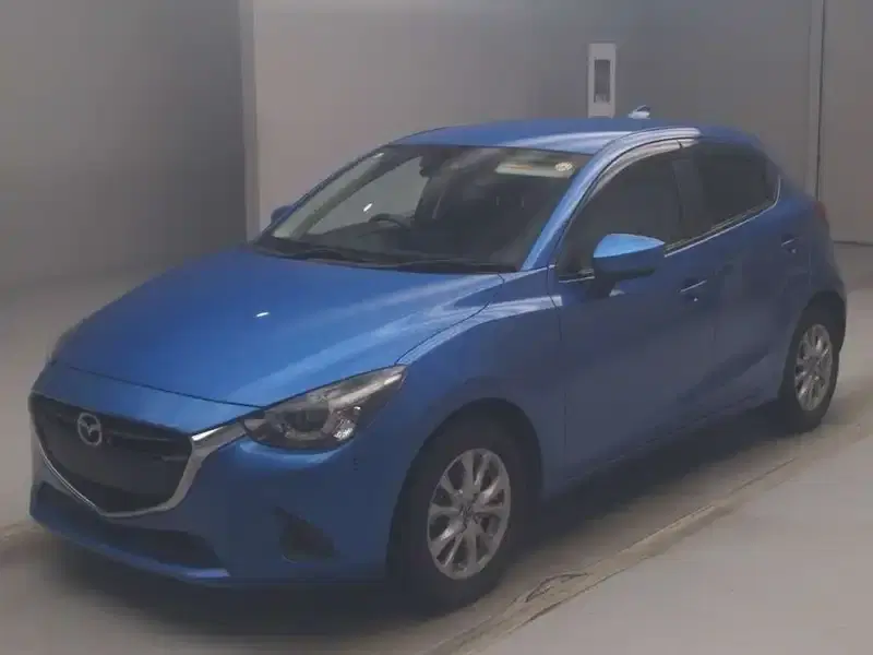 MAZDA DEMIO 15S Image 21