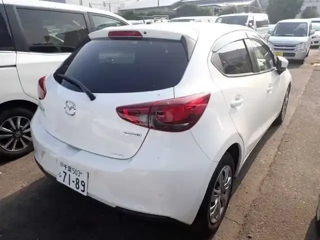MAZDA 2 15C Image 4