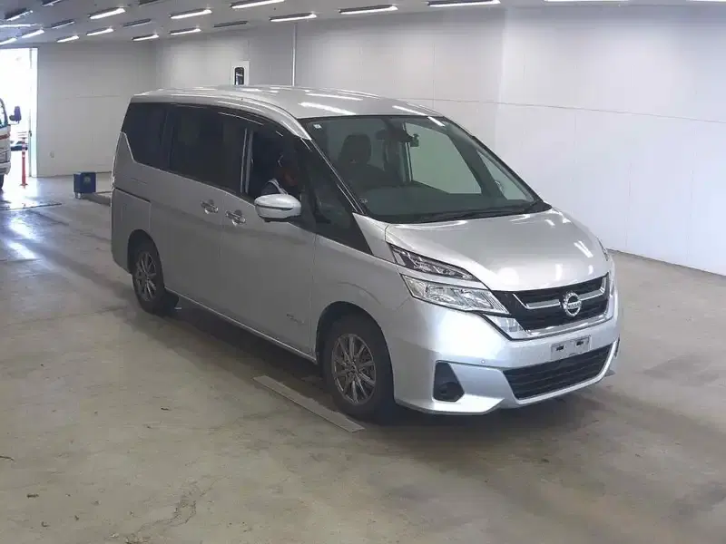 NISSAN SERENA 5D X Image 3