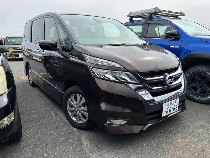 NISSAN SERENA HIGHWAY STAR Image 1