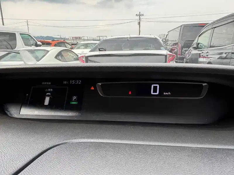 NISSAN SERENA HIGHWAY STAR Image 15
