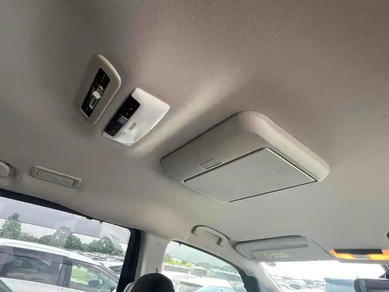 NISSAN SERENA HV 5D HIGHWAY STAR PROPILOT EDITION Image 14