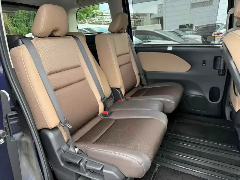 NISSAN SERENA HIGHWAY STAR Image 12