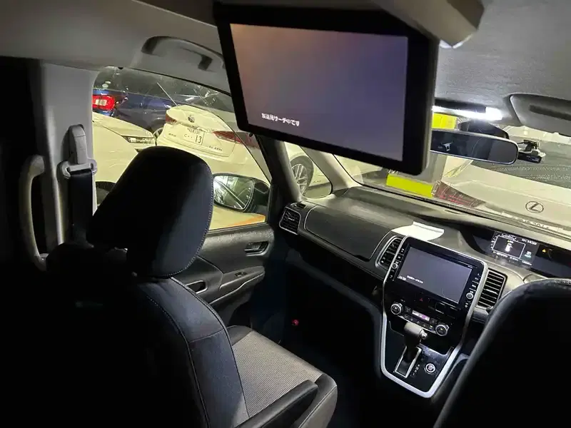 NISSAN SERENA 5D HIGHWAY STAR Image 11