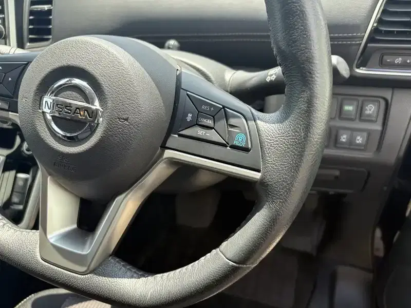 NISSAN SERENA HIGHWAY STAR G Image 7