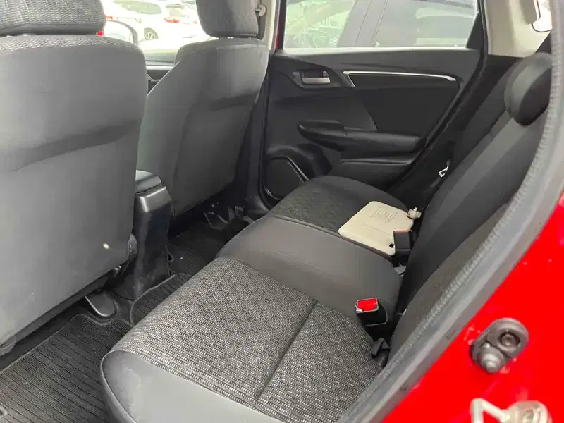 HONDA FIT 13G S PACKAGE Image 12