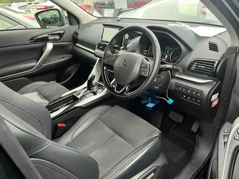 MITSUBISHI ECLIPSE CROSS 4WD G Image 5