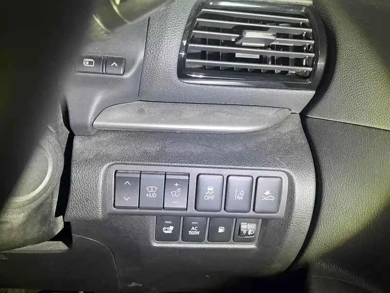 MITSUBISHI ECLIPSE CROSS G Image 24
