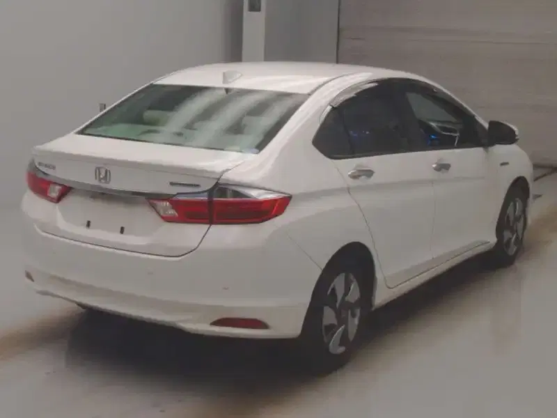 HONDA GRACE HYBRID LX Image 4