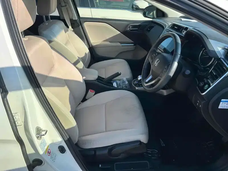 HONDA GRACE HYBRID LX Image 15