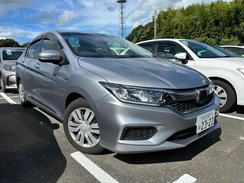HONDA GRACE HYBRID DX Image 1