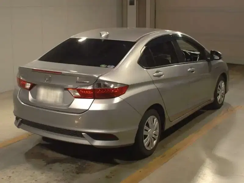 HONDA GRACE HYBRID DX Image 4